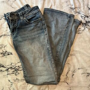 Low-rise bootcut jeans